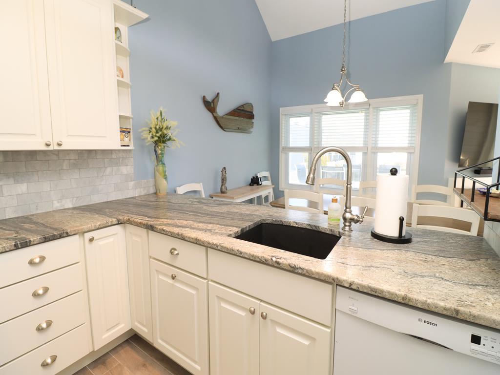 Victorias Walk Unit 206 | Photo 4