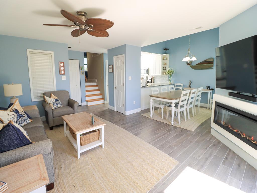 Victorias Walk Unit 206 | Photo 8