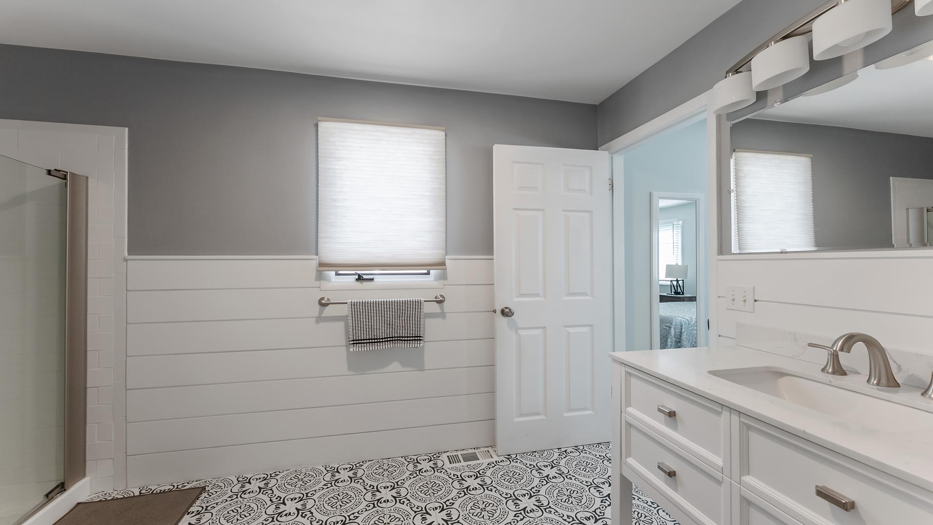 4111 Fourth Avenue, Avalon | COMPASS RE - Avalon