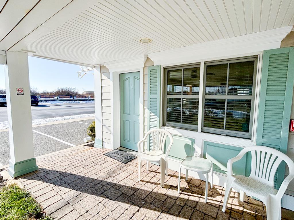 Broadway Beach Unit 1 | Photo 18