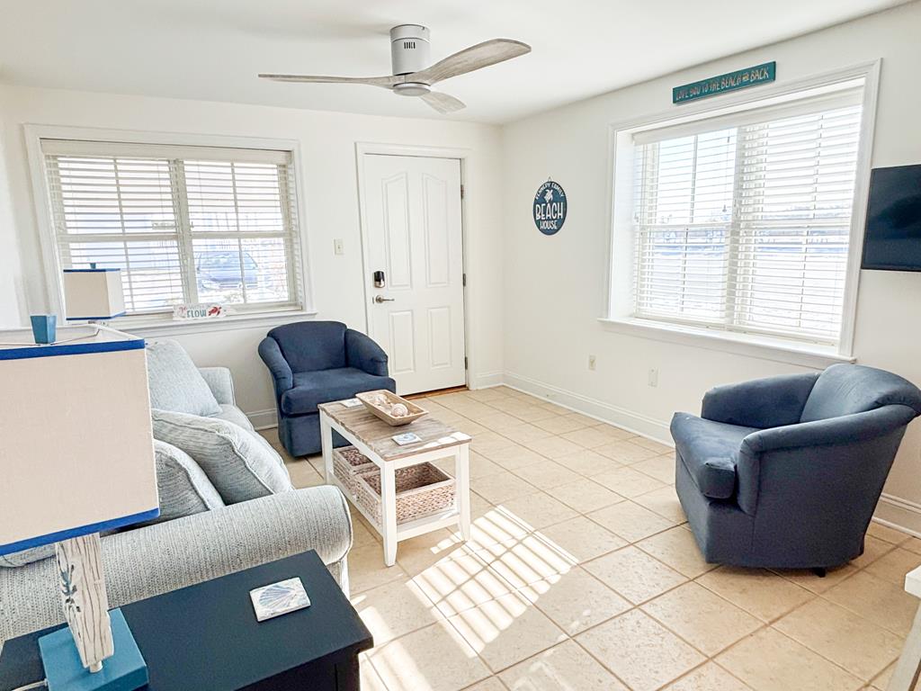 Broadway Beach Unit 1 | Photo 4