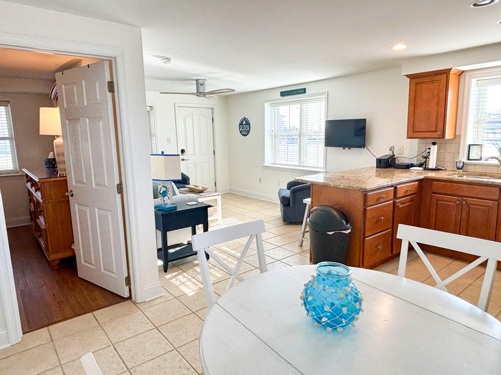 Broadway Beach Unit 1 | Photo 5