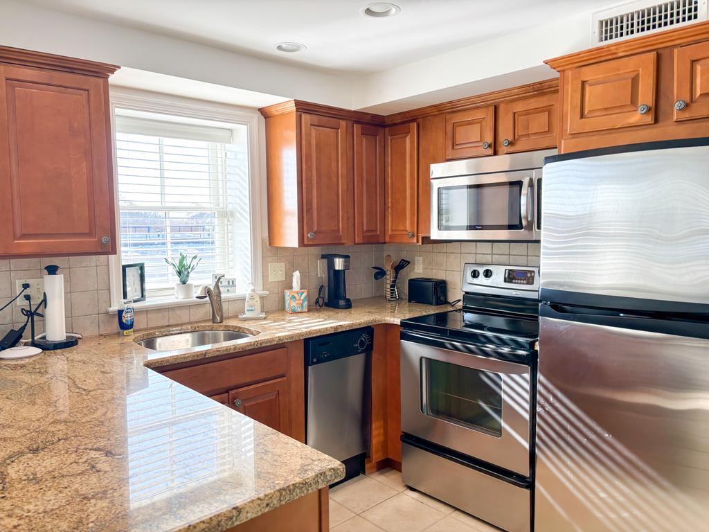 Broadway Beach Unit 1 | Photo 6