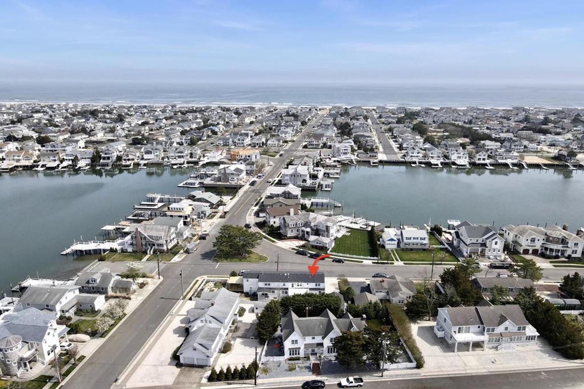 10401 Corinthian Drive, Stone Harbor (Mid-Island)
