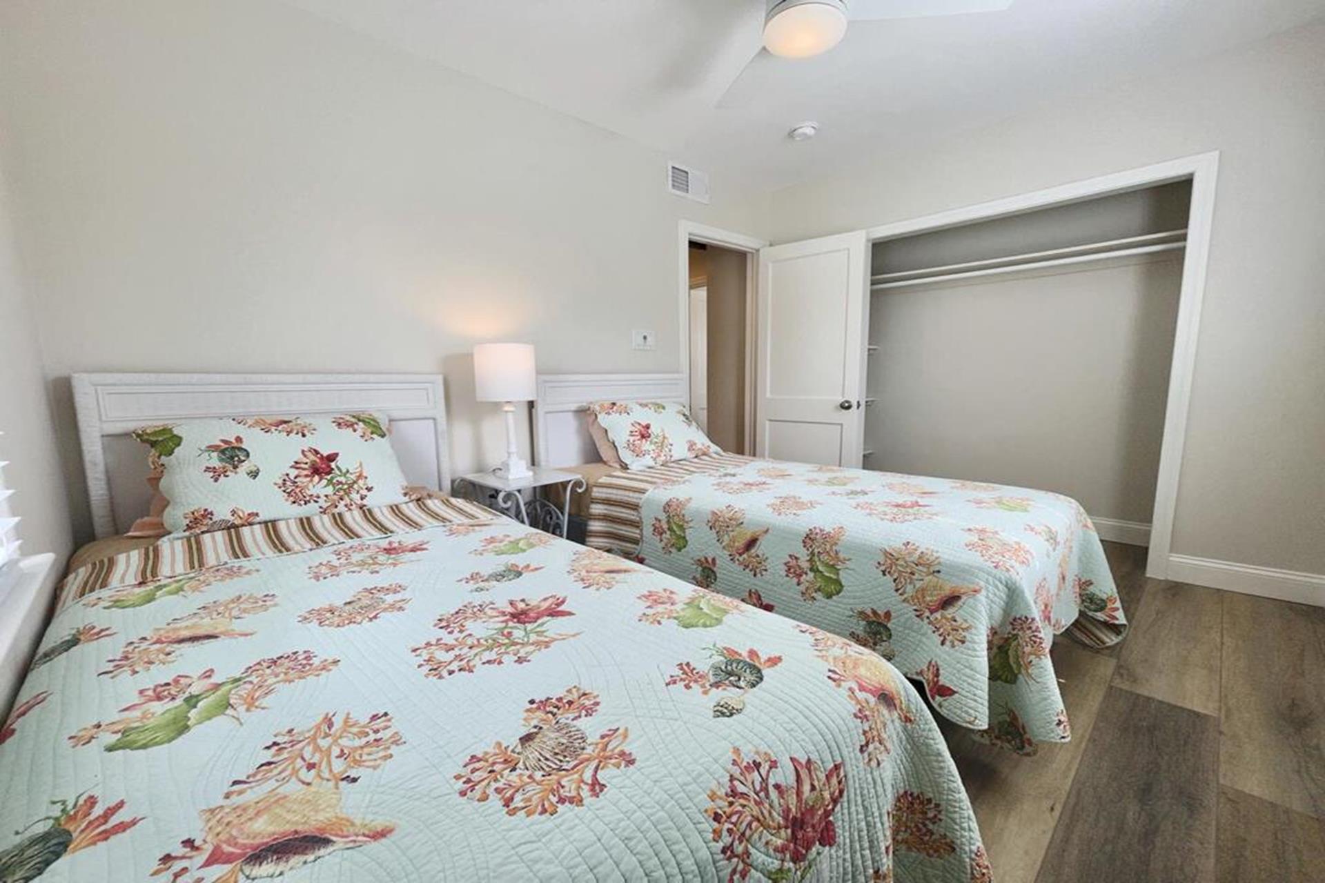 10401 Corinthian Drive, Stone Harbor (Mid-Island)