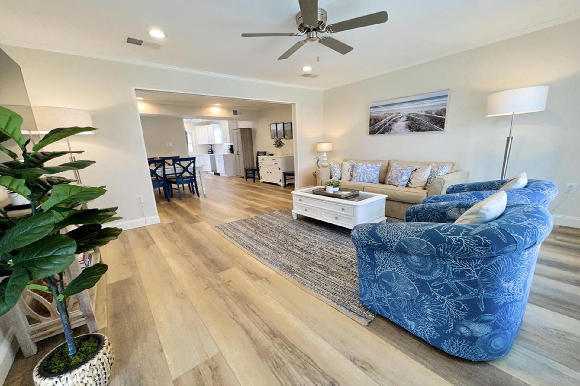 10401 Corinthian Drive, Stone Harbor (Mid-Island)