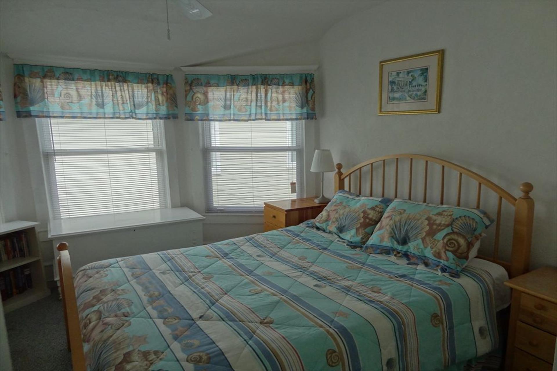 272 88th Street, Stone Harbor (Center)