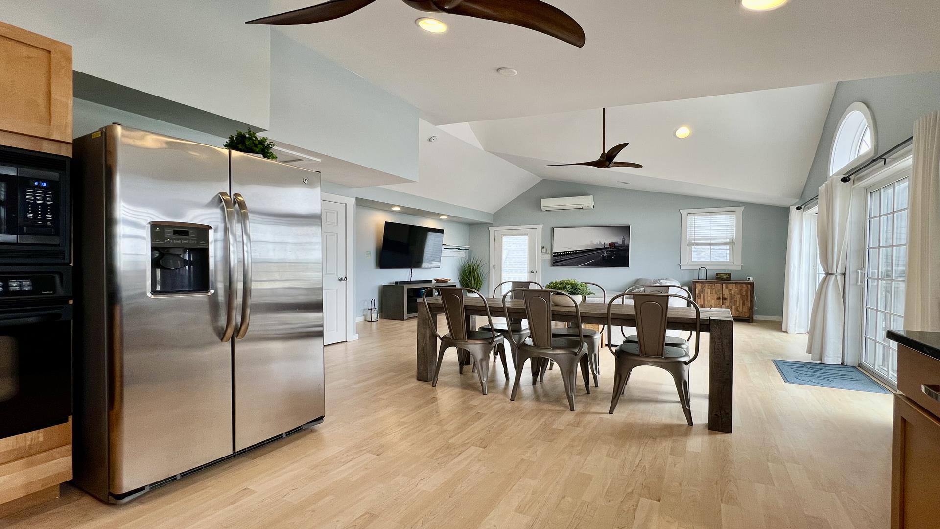 389 95th Street, Stone Harbor (Center)