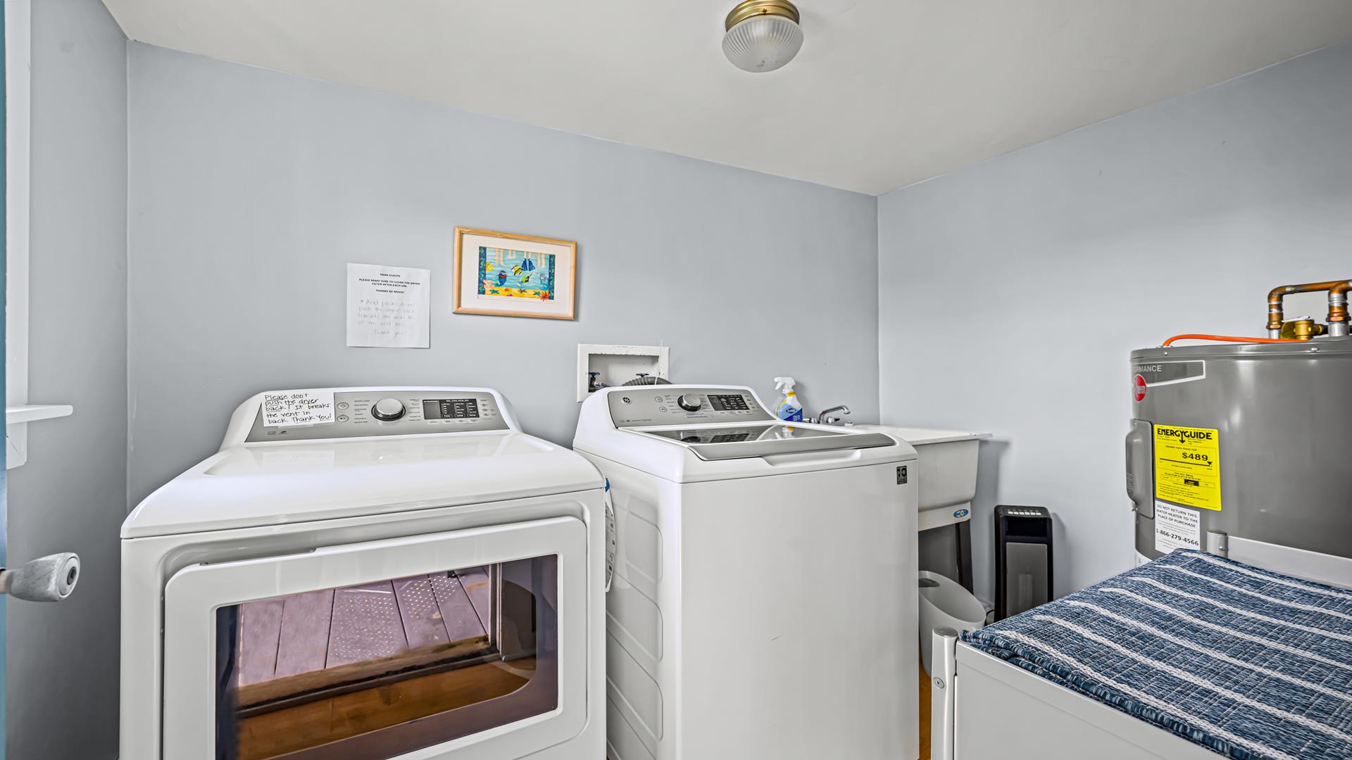 389 95th Street, Stone Harbor (Center)