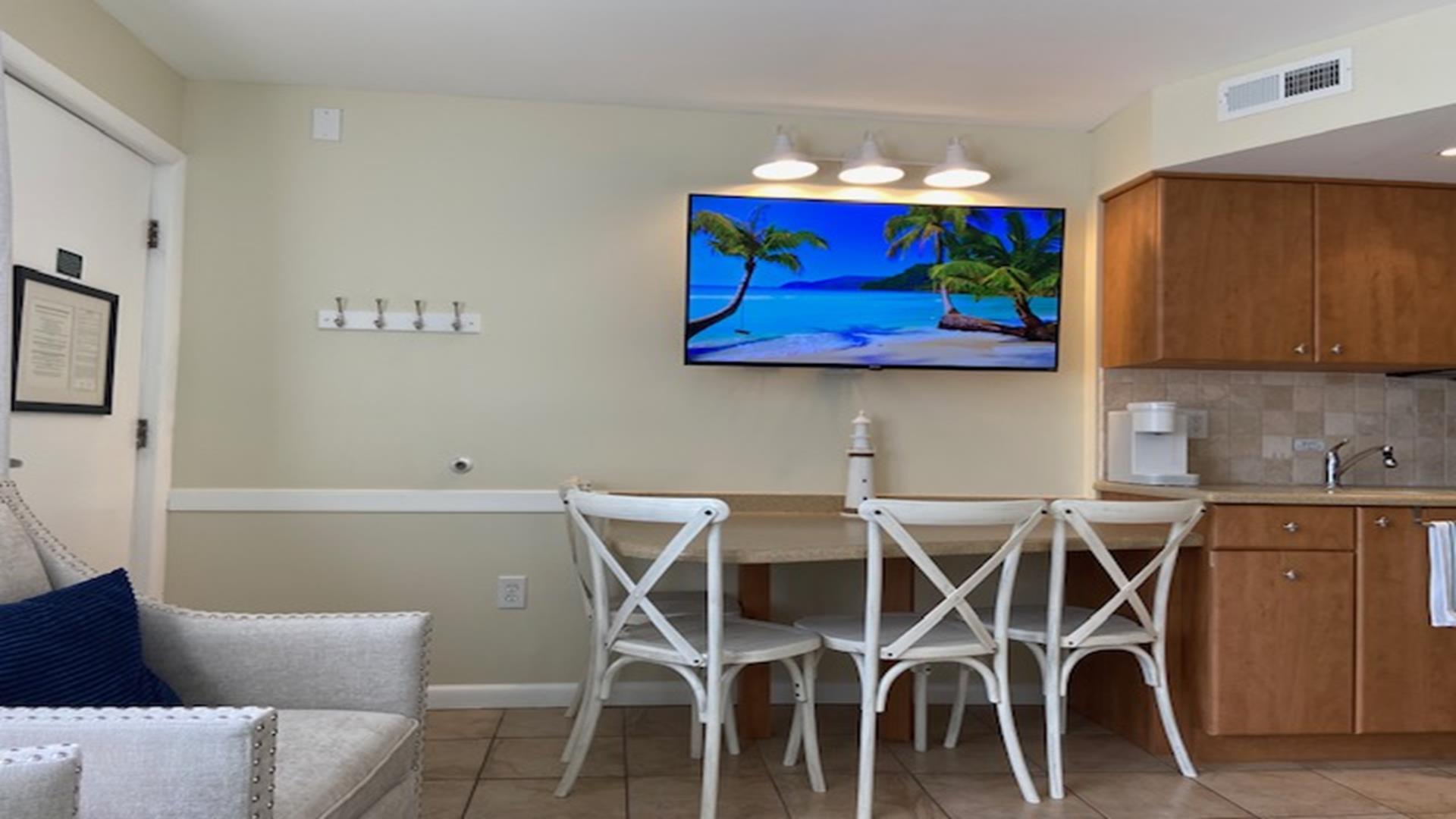 7888 Dune Drive, Avalon (1 Block to Beach)