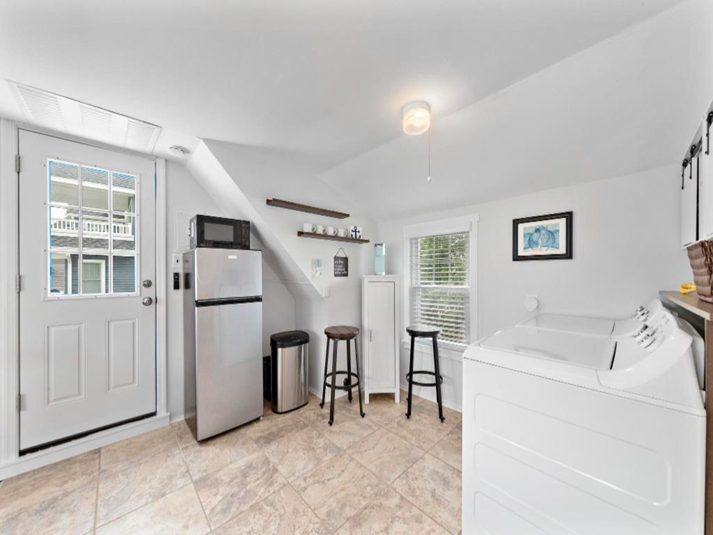 26 W. Delaware Avenue, Beach Haven Terrace (Bay Side)