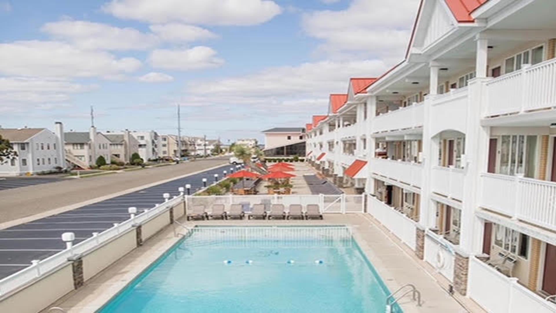 7888 Dune Drive, Avalon (1 Block to Beach)