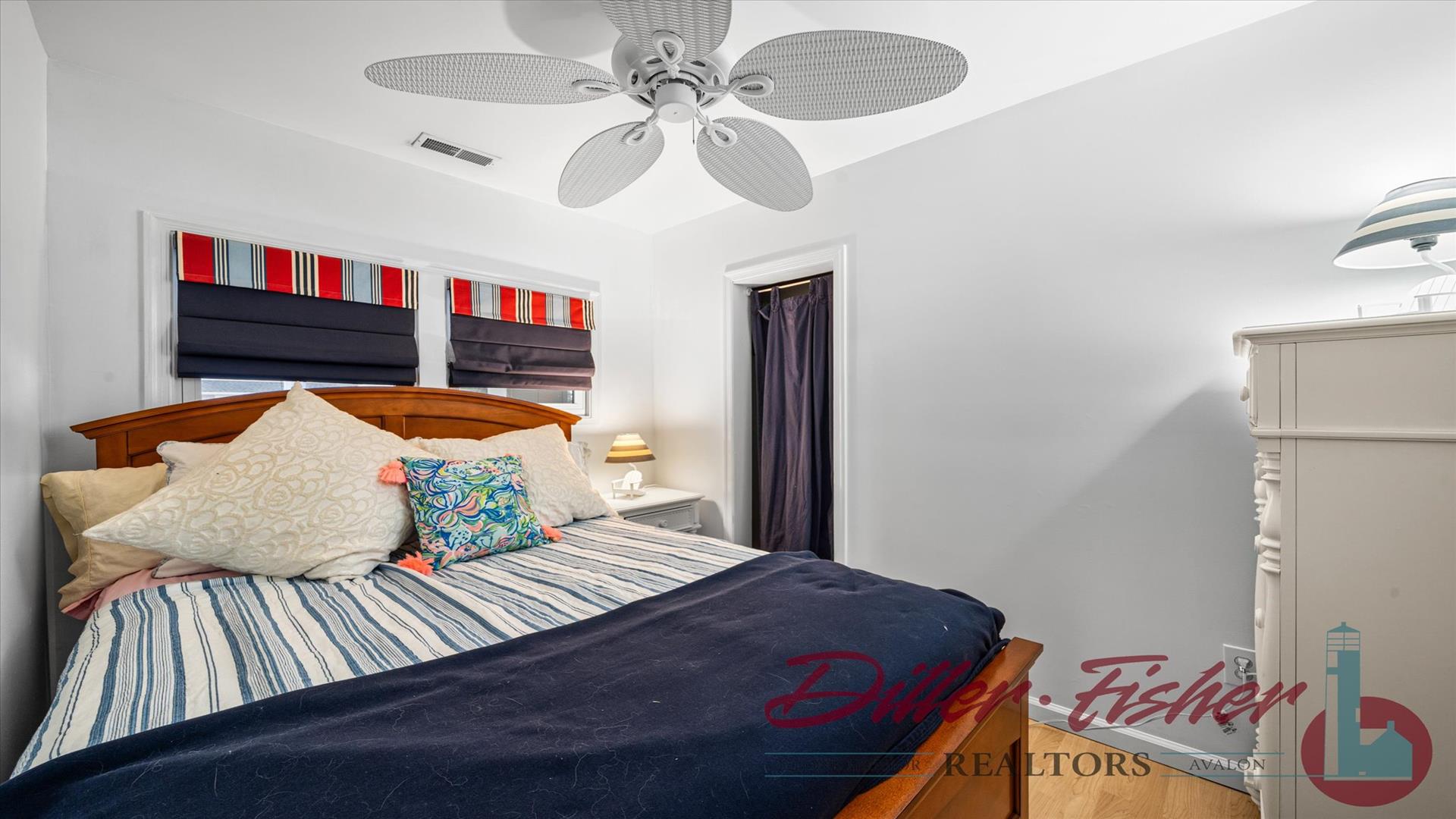 222 108th street, Stone Harbor (Mid-Island)