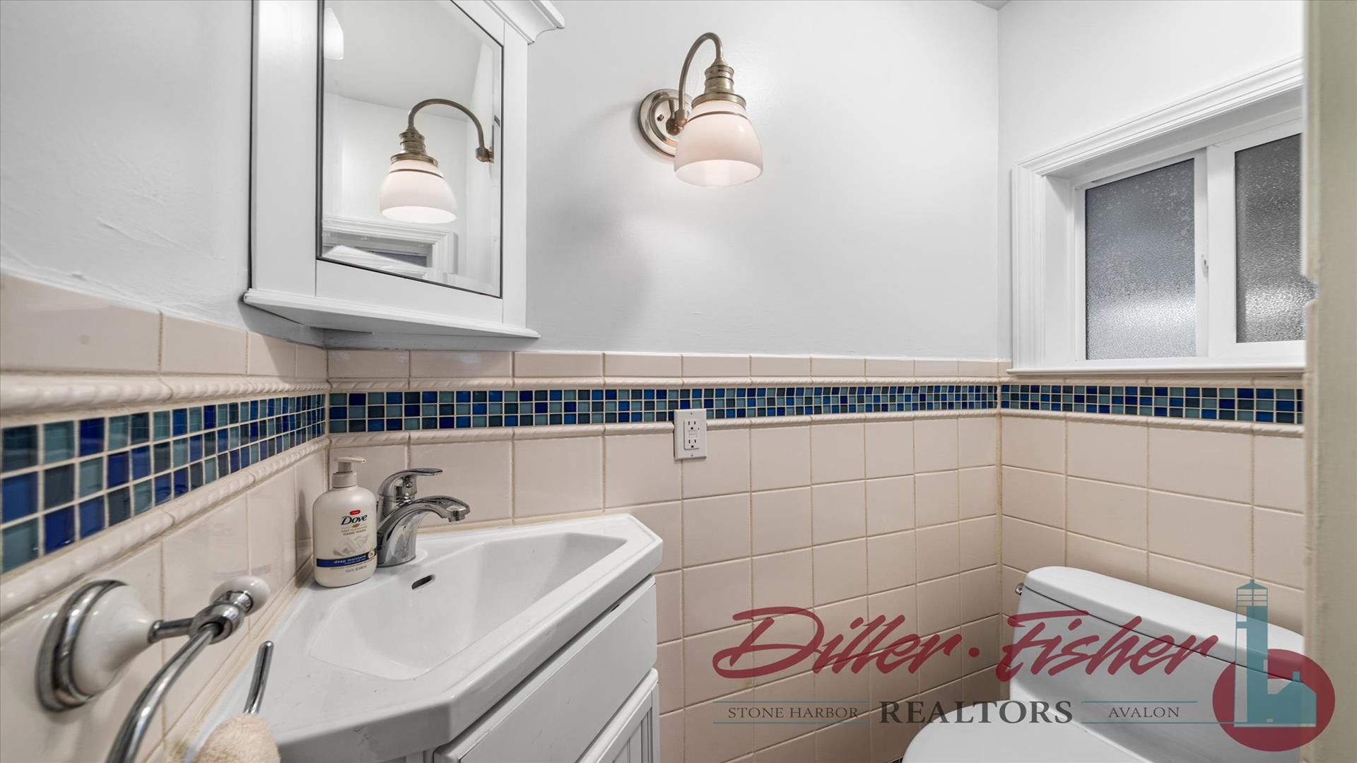 222 108th street, Stone Harbor (Mid-Island)