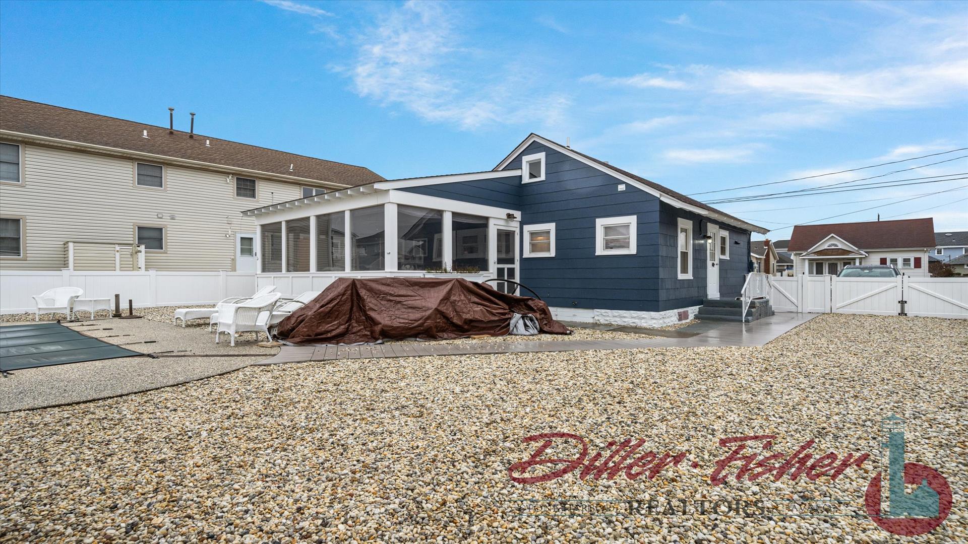 222 108th street, Stone Harbor (Mid-Island)