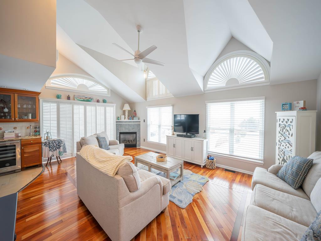 4901 Central Avenue | Photo 4