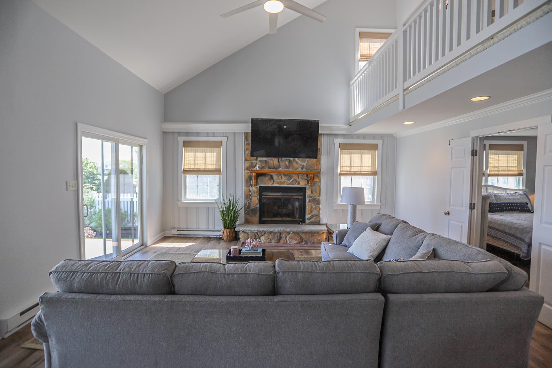 10620 Corinthian Drive, Stone Harbor (Bay Front)