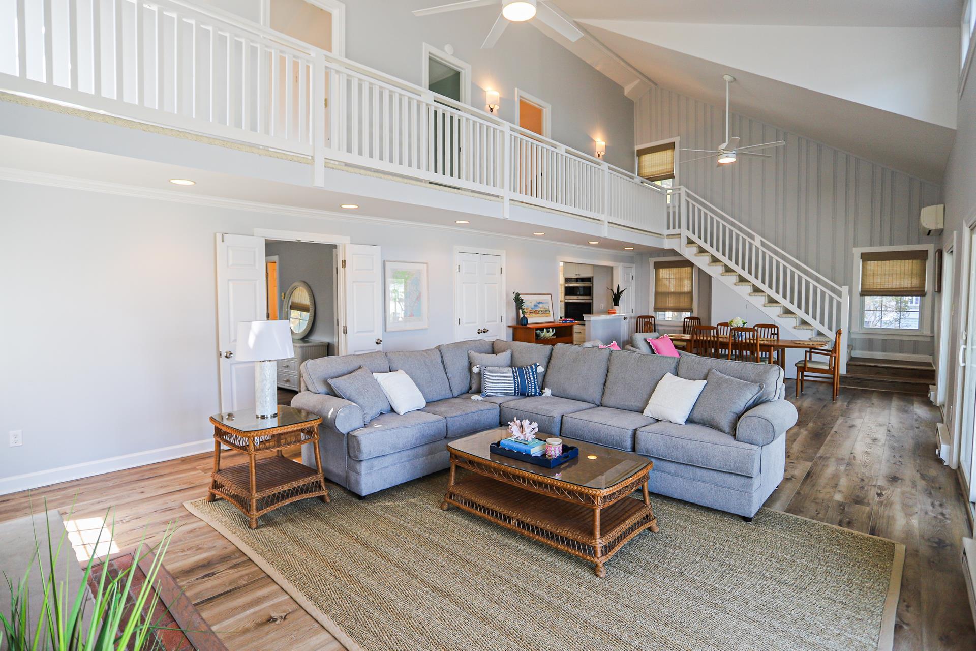 10620 Corinthian Drive, Stone Harbor (Bay Front)