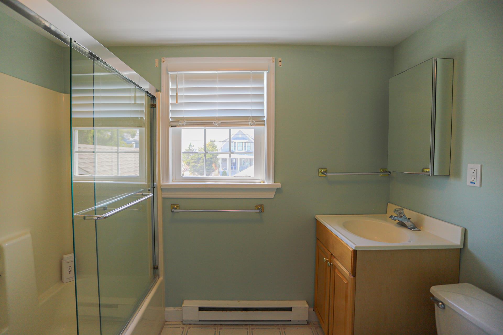 10620 Corinthian Drive, Stone Harbor (Bay Front)