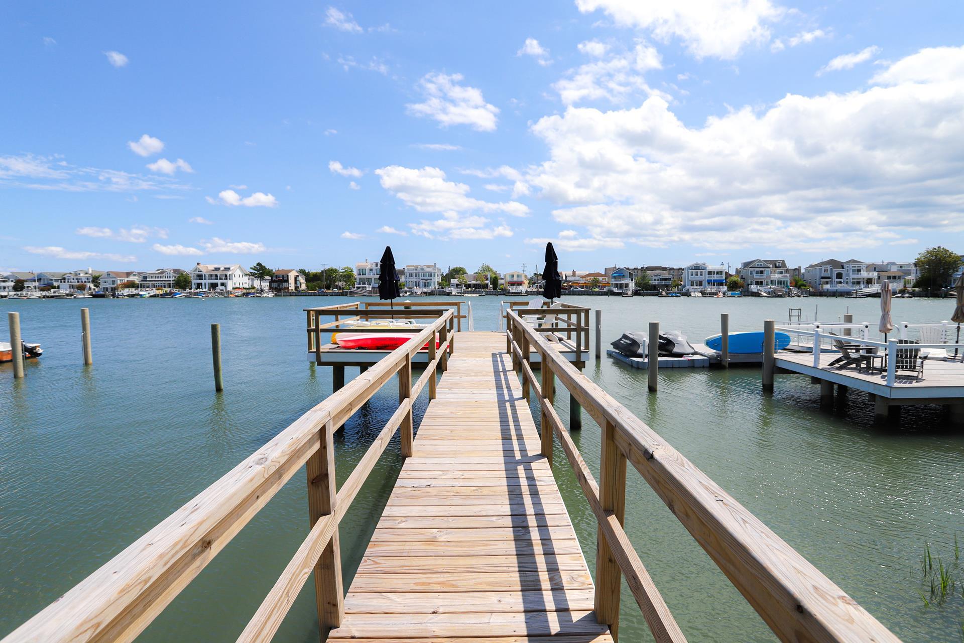 10620 Corinthian Drive, Stone Harbor (Bay Front)