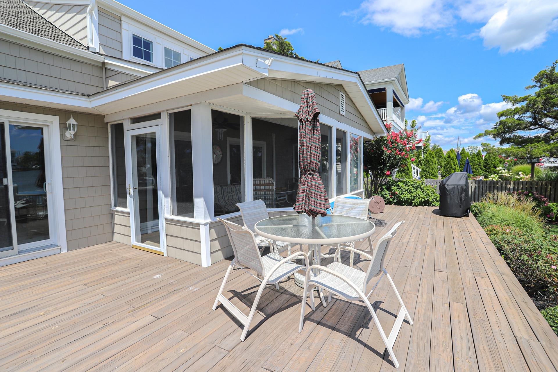 10620 Corinthian Drive, Stone Harbor (Bay Front)