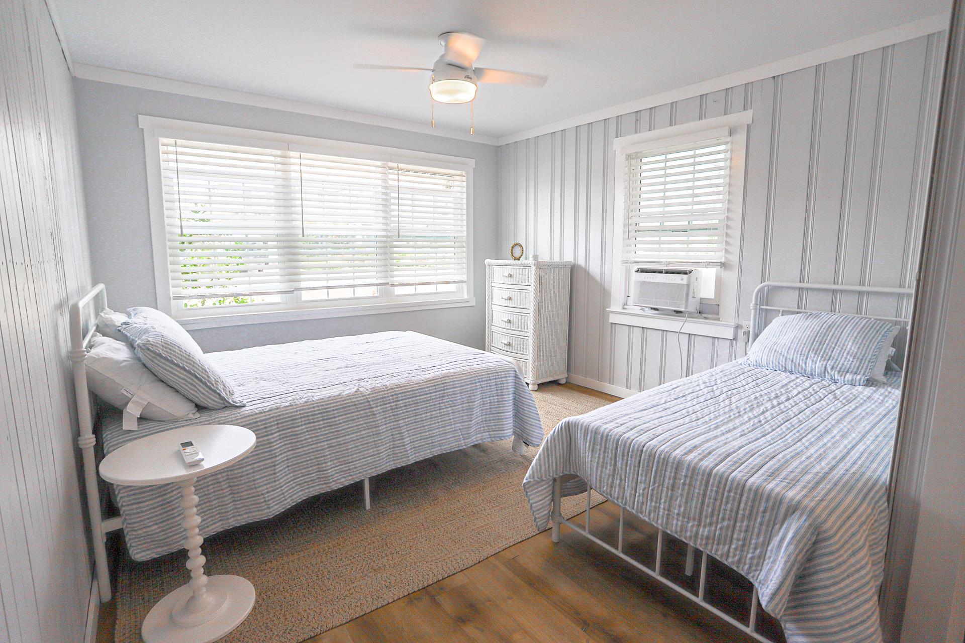 10620 Corinthian Drive, Stone Harbor (Bay Front)