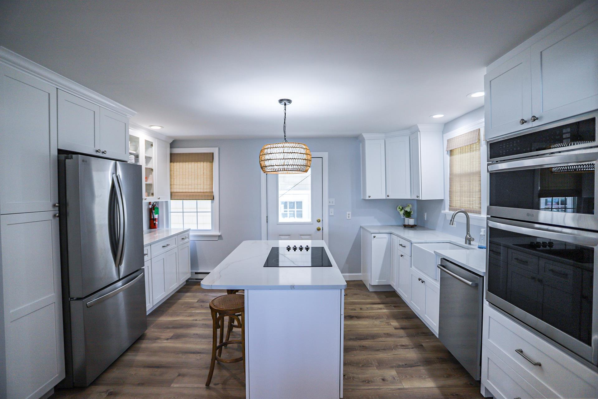 10620 Corinthian Drive, Stone Harbor (Bay Front)