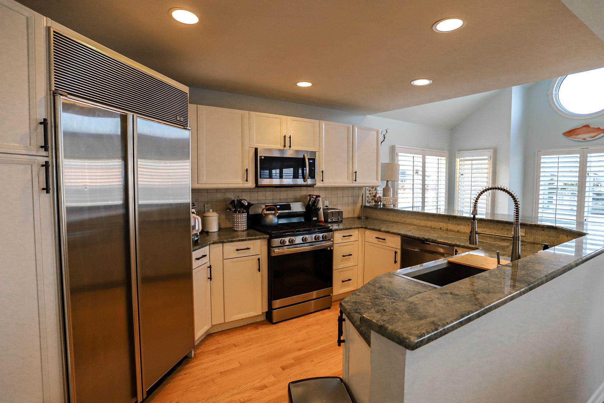 5 108th Street, Stone Harbor (Beach Block)