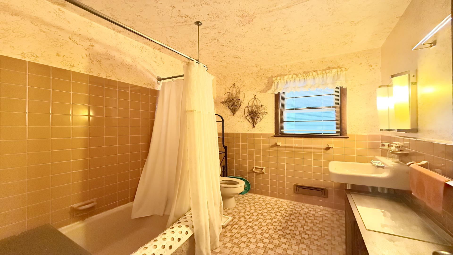 316 84th street, Stone Harbor (Bay)