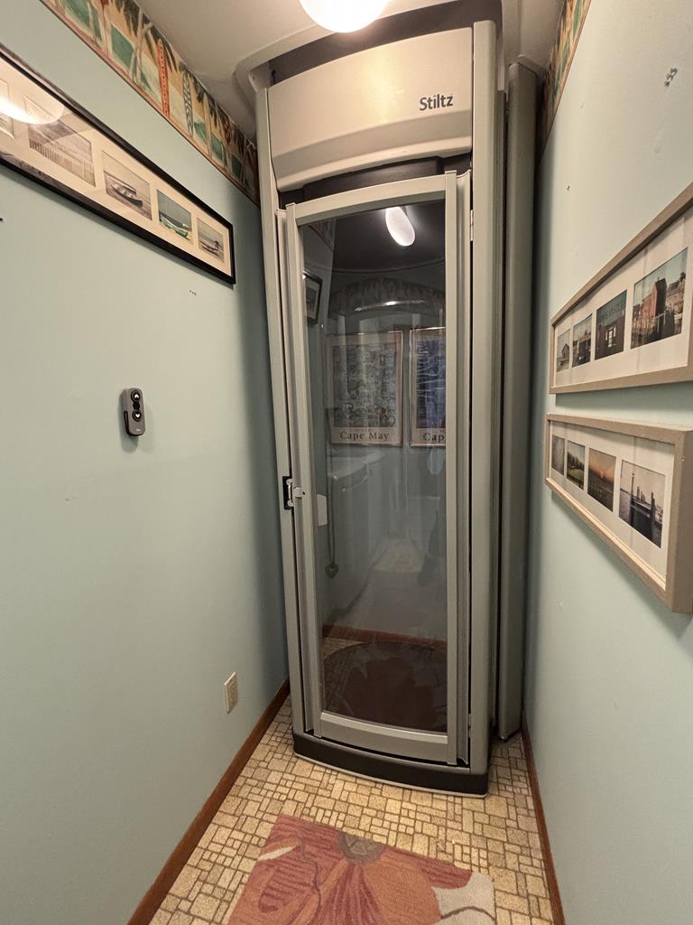 Harbor Paws Retreat-Walking to Pet Friendly Beach | Photo 17