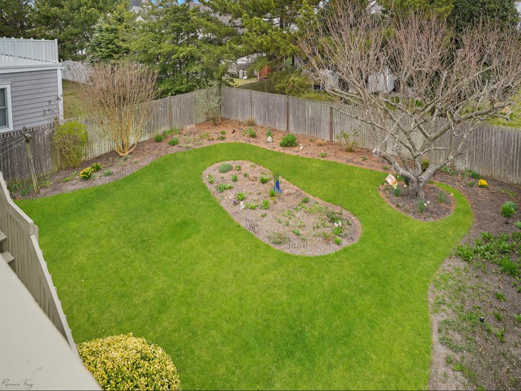 Harbor Paws Retreat-Walking to Pet Friendly Beach | Photo 32