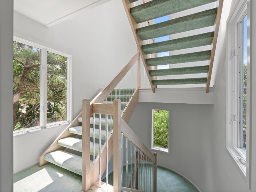 120 E. Bayberry Drive, Peahala Park (Ocean Front)