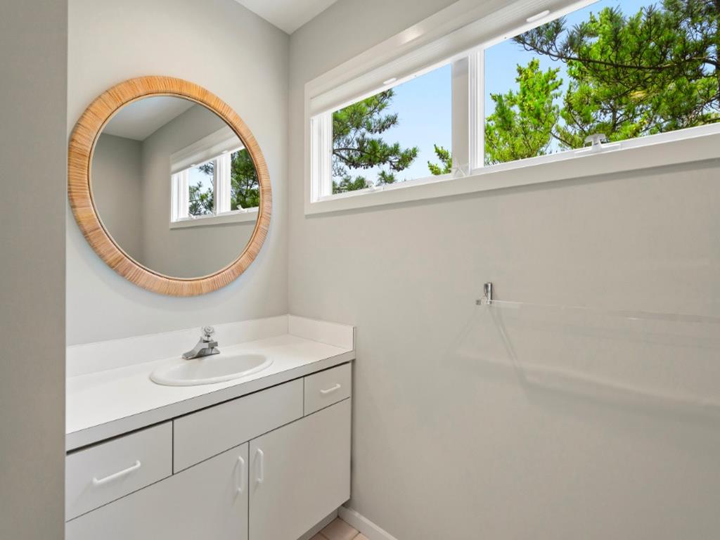 120 E. Bayberry Drive, Peahala Park (Ocean Front)