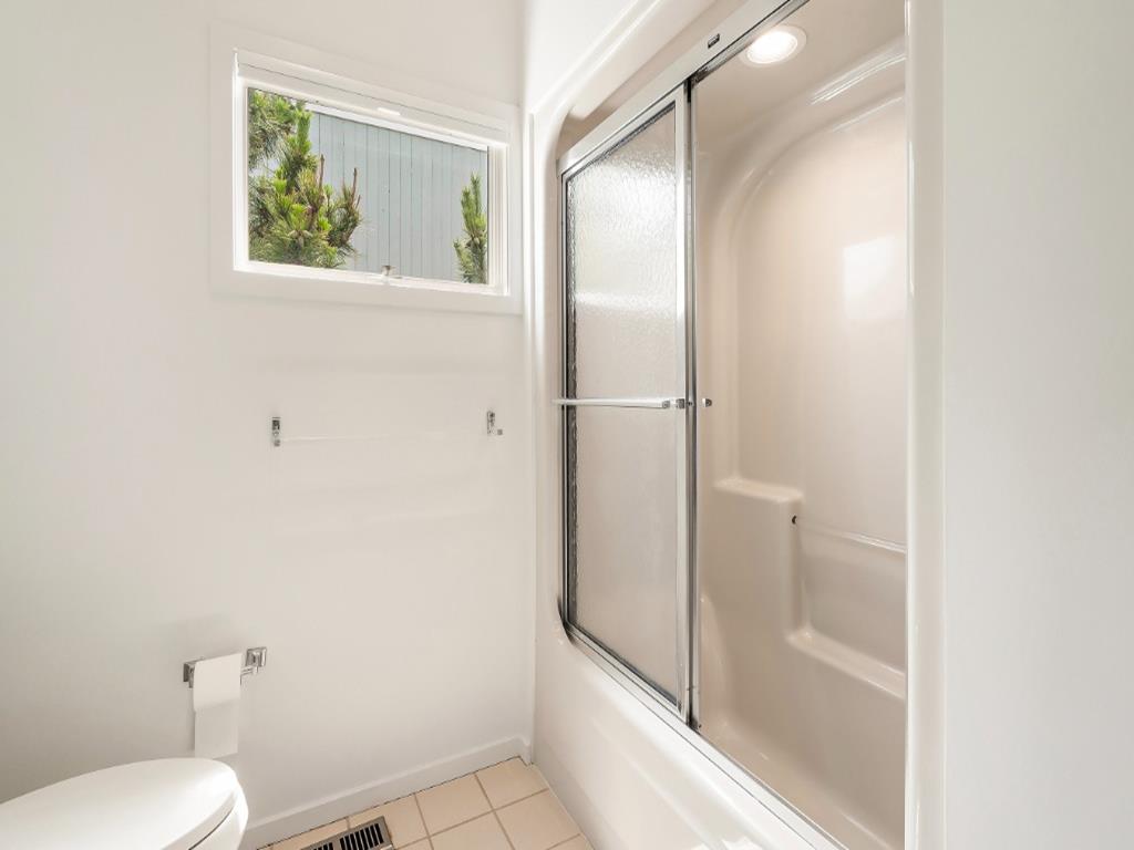 120 E. Bayberry Drive, Peahala Park (Ocean Front)