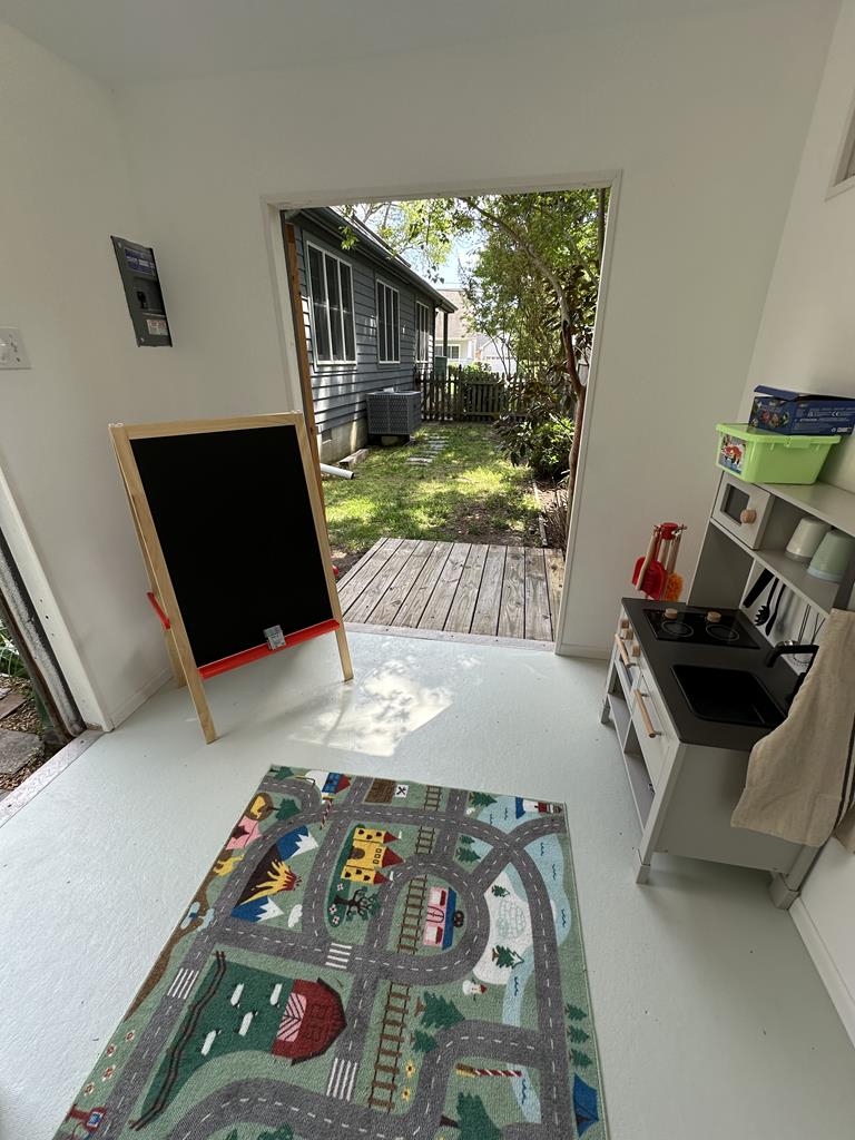 Pet Friendly and Steps to the Bay | Photo 30