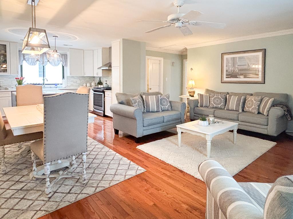 Goldbeaten Place 2nd Floor | Photo 6