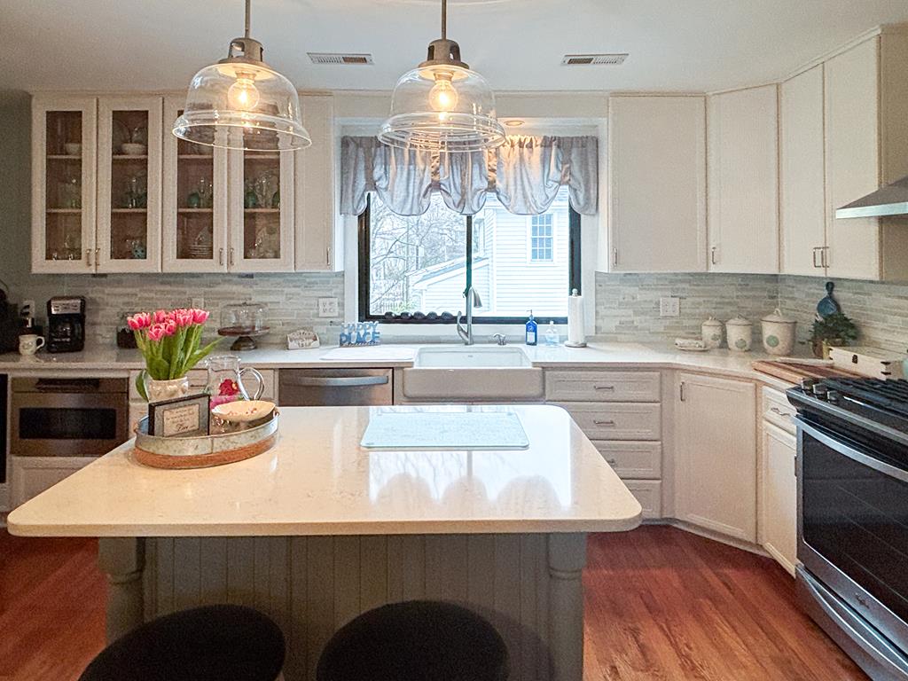 Goldbeaten Place 2nd Floor | Photo 7