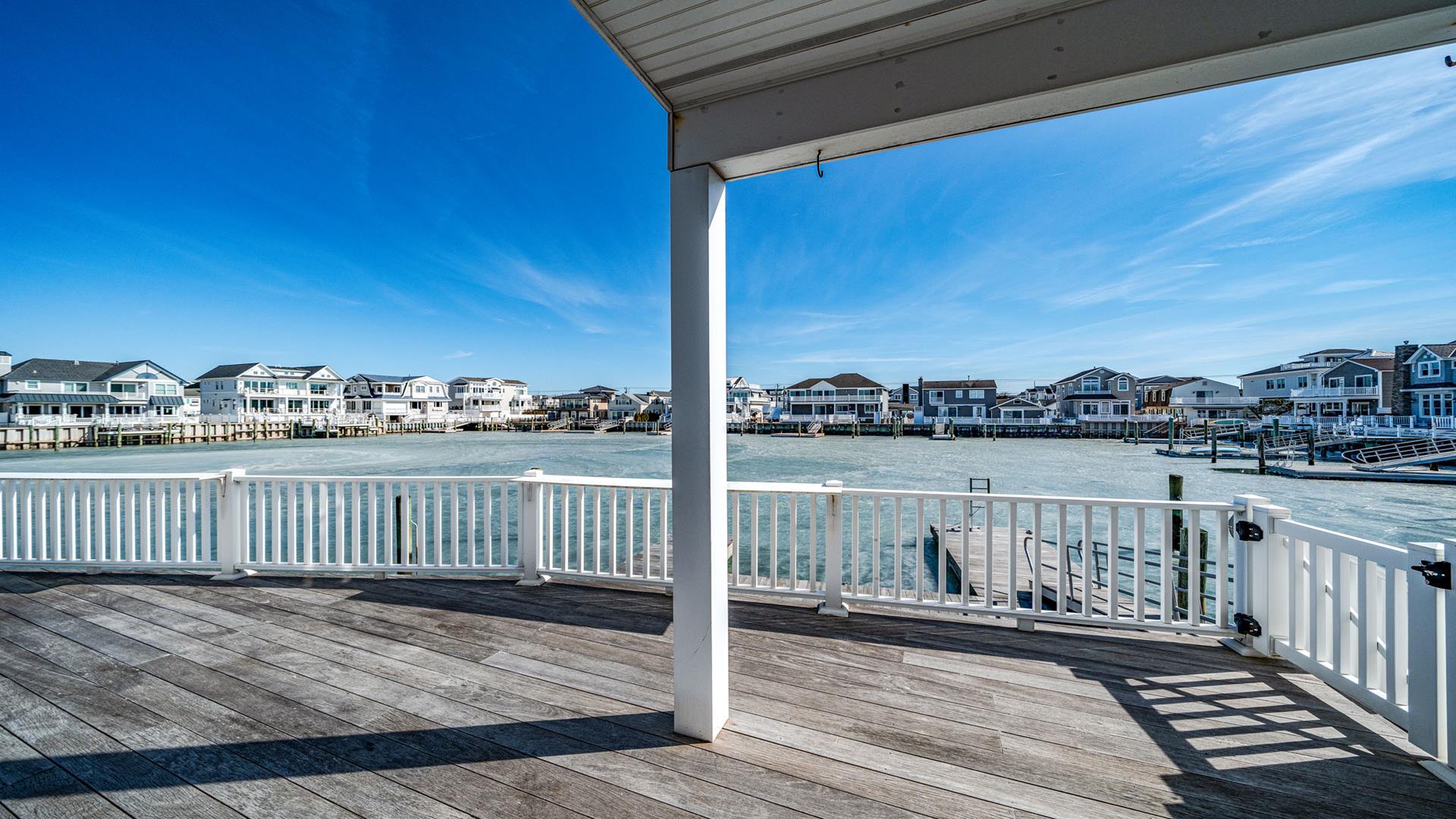 8522 Sunset Drive, Stone Harbor (Bay Front)