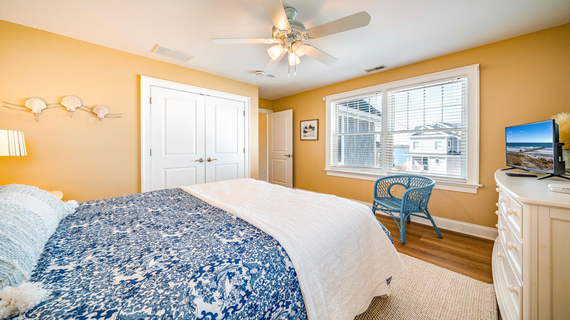 8522 Sunset Drive, Stone Harbor (Bay Front)