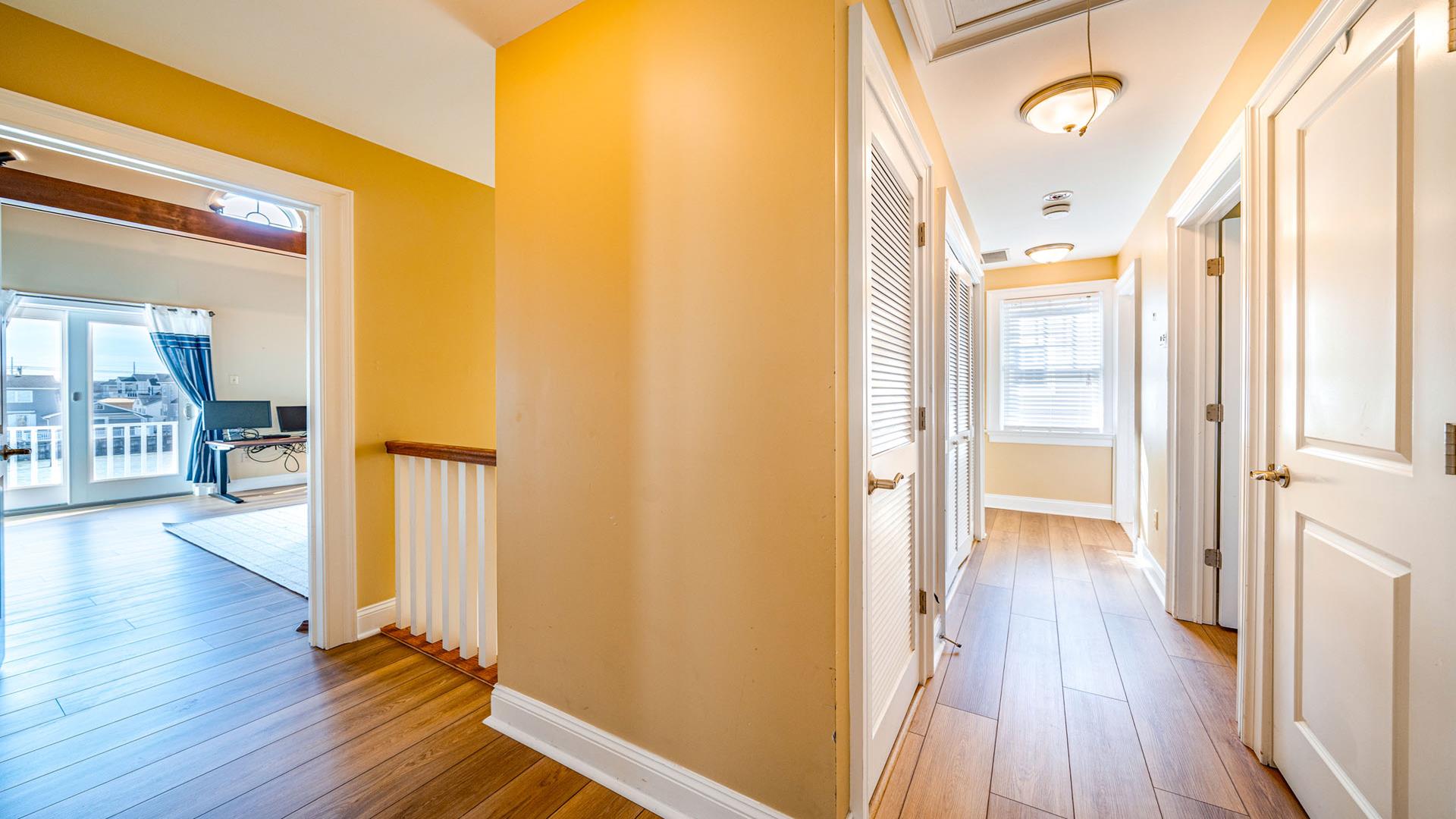 8522 Sunset Drive, Stone Harbor (Bay Front)