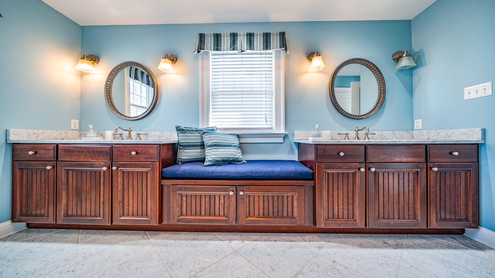 8522 Sunset Drive, Stone Harbor (Bay Front)