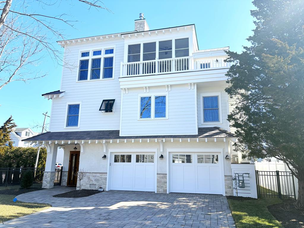 Modern Coastal Retreat - 325 First Ave | Photo 3