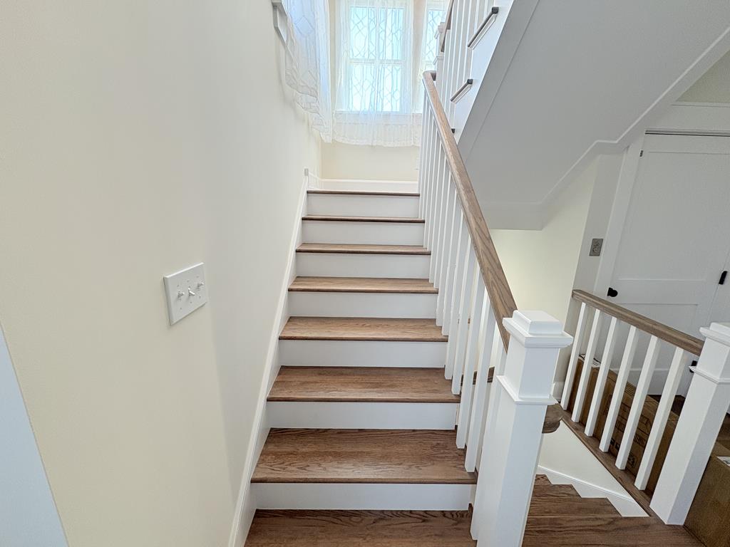 Modern Coastal Retreat - 325 First Ave | Photo 19