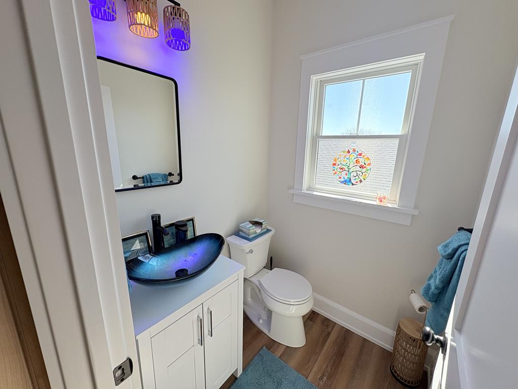 Modern Coastal Retreat - 325 First Ave | Photo 28