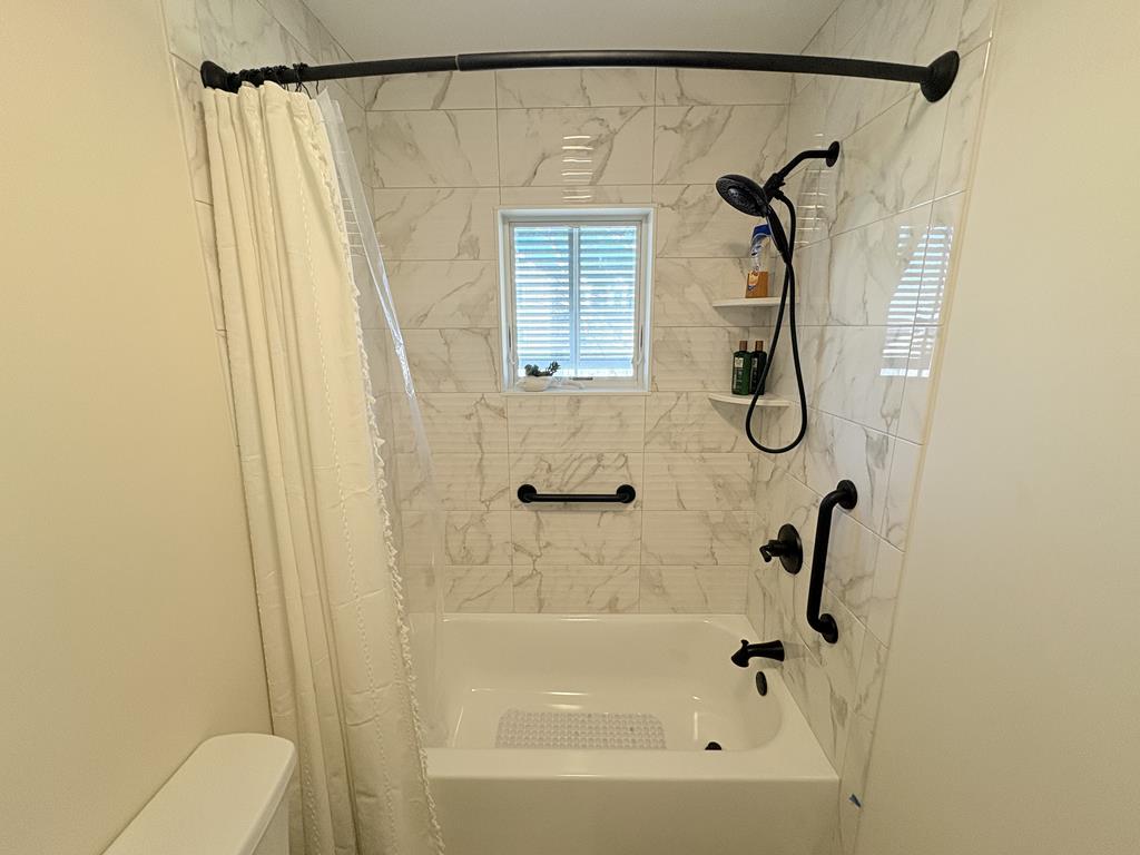 Modern Coastal Retreat - 325 First Ave | Photo 9