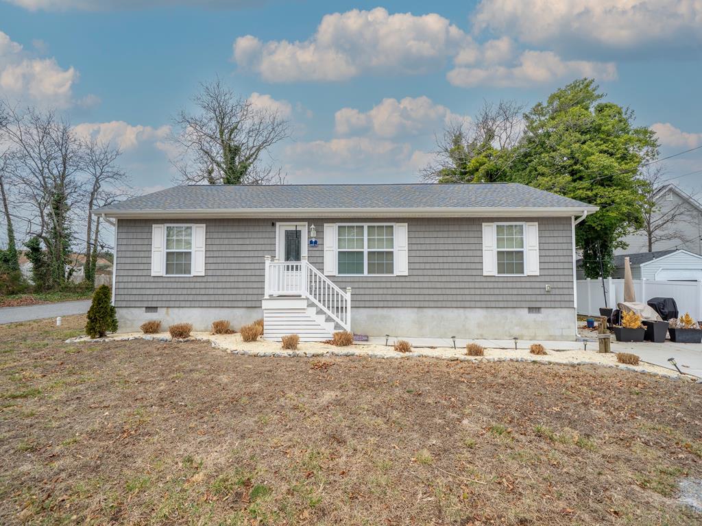1 Redwood Avenue, Villas