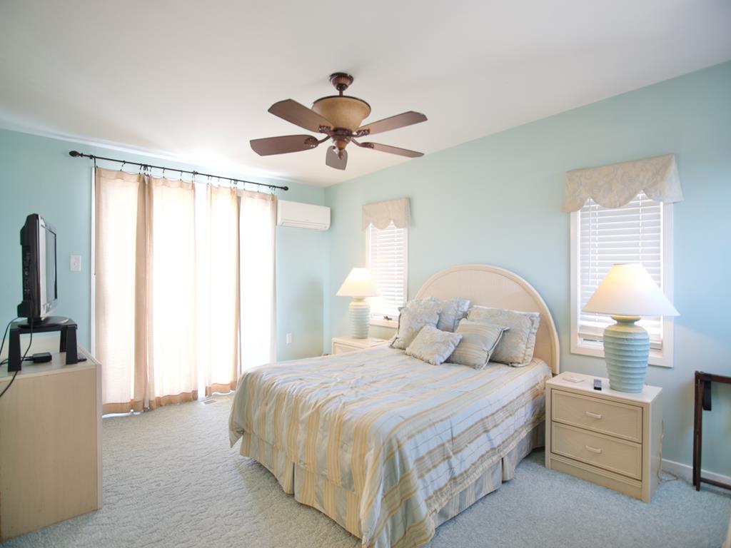 3006 Marine Place, Sea Isle City (Beach Front)