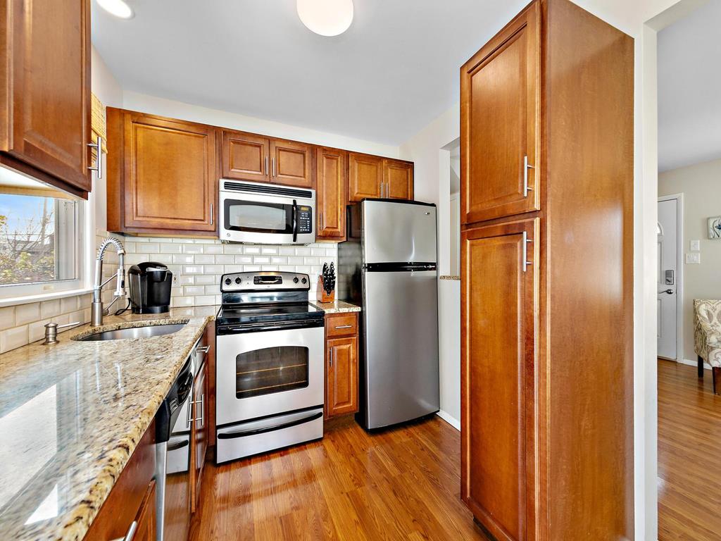 105 W. 27th Street, Ship Bottom (Bay Side)