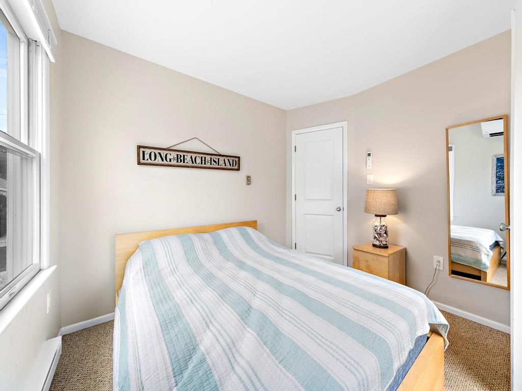 105 W. 27th Street, Ship Bottom (Bay Side)