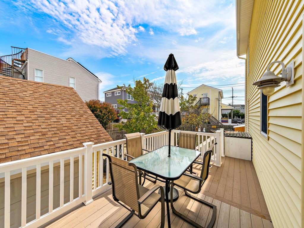 105 W. 27th Street, Ship Bottom (Bay Side)